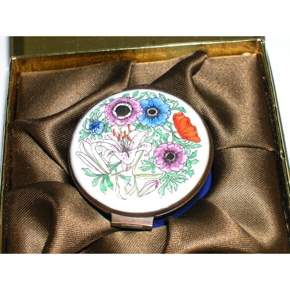 Vintage English Halcyon Days Enamel Trinket Box With Floral Lid & Ship Interior - Picture 6 of 6